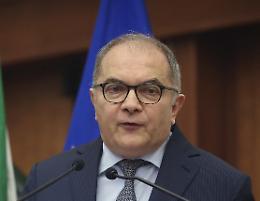 Carceri e armi, l'allarme di de Lucia all'Antimafia: &laquo;I boss acquistano anche i droni lanciamine&raquo;