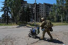 Soldato russo apre il fuoco nel villaggio di Khmelnitsky: quattro morti e quattro feriti