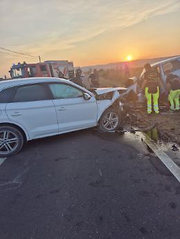 Scontro tra due auto sulla strada per Scoglitti, due feriti: uno in prognosi riservata
