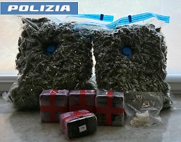 Sotto osservazione per trenta minuti: incastrato a Caltagirone il custode della droga