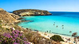  Lampedusa regina di cuori: la perla siciliana sbaraglia la concorrenza sarda su Google Maps 