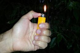 Alba drammatica a Vittoria, ragazzo si d&agrave; fuoco in via Brescia