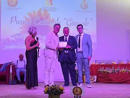 Montallegro, consegnato al professor Francesco Pira il Premio Culturale  &ldquo;Girasole&rdquo; 2026 