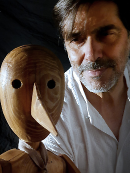 Pinocchio senza fili: Sergio Vespertino celebra i 145 anni del burattino all'Agricantus