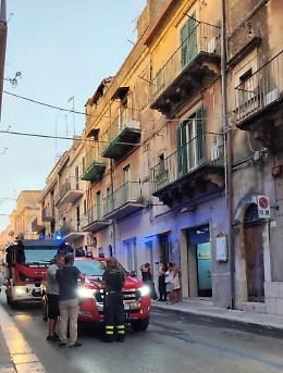 Ragusa, esplode il condizionatore in una casa di via Mario Leggio: paura tra i residenti della zona