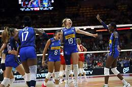 Un'Italia all'insegna del tre: tris azzurro, Svezia ko 3-0 e primo posto blindato