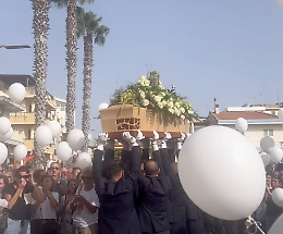 Scoglitti saluta la maestra che ha fatto danzare pi&ugrave; generazioni