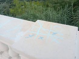 Ragusa, un gesto di incivilt&agrave; ferisce uno dei luoghi pi&ugrave; amati e iconici di Ibla