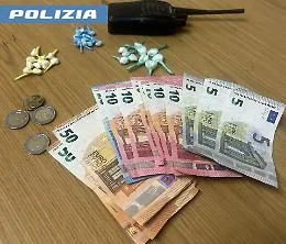 Cocaina e crack in via Capo Passero: la Polizia arresta un giovane pregiudicato