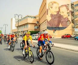 In pedalata con Falcone e Borsellino nel cuore: la corsa di Jovanotti conquista Palermo
