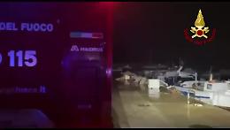 Spiagge sparite, barche affondate, macchine in mare: Palermo si sveglia con oltre 200 interventi dei vigili dopo il ciclone Harry