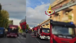 Incendio a Roma: anziana muore intossicata, grave la figlia