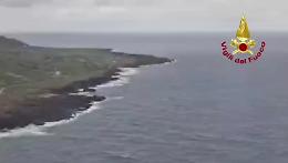 I danni delle mareggiate a Linosa nel filmato dal Drago VF156 
