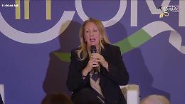 L'assessora Savarino attacca il collega Sammartino: «Infuriati, ha messo il cappello sul nostro lavoro»