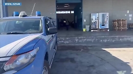 Catania, la polizia ferma un carico "esplosivo":  ben 1.042 “bombe carta” e 522 “palloni di Maradona” (VIDEO)