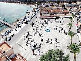I lavori per la "nuova" piazza di Mondello, ristori per i commercianti