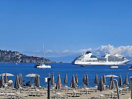 Tra panfili e navi da crociera l'autunno può attendere