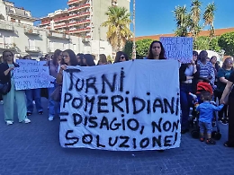 Paternò, le mamme del “Marconi”: «No ai doppi turni» 