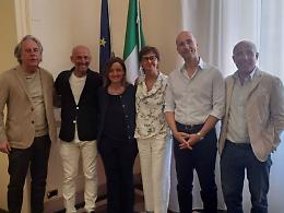 Caltanissetta scossa dall'inchiesta: tre consiglieri chiedono in aula le dimissioni del sindaco Tesauro che subito respinge