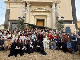 I &ldquo;Re Magi&rdquo; sfilano ad Aci Platani tra fede e attualit&agrave;