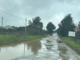 La Sp 34 affoga nel fango: la rabbia dei pendolari 