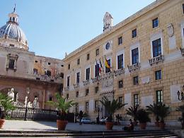 Aumenti Irpef pi&ugrave; vicini, Lagalla "sospende" il consiglio