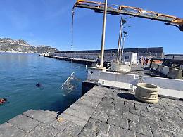 A Giardini Naxos si lavora alla bonifica dei fondali di Schis&ograve;