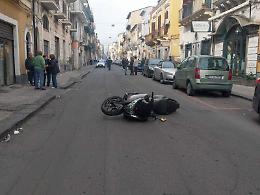 Investito da un scooter in via Gb Nicolosi: 76enne in prognosi riservata