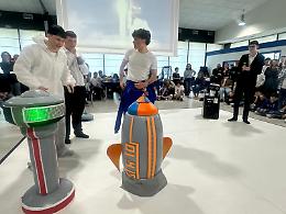 La robotica che diventa didattica e forma nuovi talenti sotto l'Etna