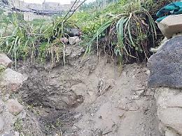 Scavi clandestini sulla collina