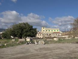 Dal litorale negato a una spiaggia da Bandiera Blu 