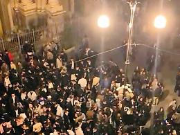 Palermo, aggressione in piazza Sant'Anna: dipendente di un pub colpito da un branco con pugni e bottiglie