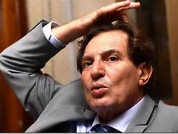 Cori contro il candidato gay, Crocetta in campo: &laquo;Sar&ograve; con lui a un comizio. Io ricordo gli applausi quando feci outing dal palco&raquo;