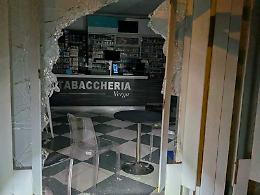 Nuovi raid notturni, &egrave; caccia al &ldquo;predone solitario&rdquo;