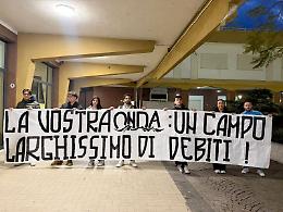 &laquo;I numeri dicono altro: i debiti sono 13 milioni e anche di pi&ugrave;&raquo;