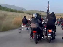 Corse clandestine, dal mito &ldquo;Tempesta&rdquo; di Santapaola all&rsquo;ostentazione di potere su TikTok