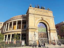 Foss, il consulente &egrave; un maestro del teatro Massimo. L'attacco dei sindacati: &laquo;Niente buoni pasto ma si pagano gli esterni&raquo;