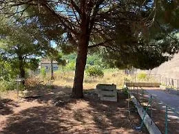 Una petizione per salvare la villetta Esperia