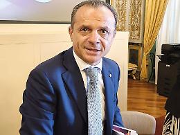 Cateno De Luca lancia la sfida per il sindaco: &laquo;Questa capitale merita molto di pi&ugrave;&raquo;