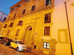 Palermo, i climatizzatori vanno in tilt per un guasto tecnico: smart working per oltre 200 dipendenti del Comune