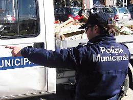 Straordinari "eccessivi" alla Polizia municipale, il comune anticipa 264mila euro ma resta il nodo restituzioni dagli agenti