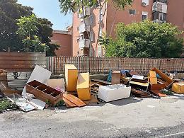 Discariche come la tela di Penelope, gli interventi del Comune non fermano gli incivili