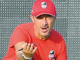 Il Catania di Longo, lavoro e tattica: &laquo;Stiamo crescendo ma non ci culliamo&raquo;