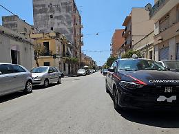 Corso Timoleonte, inferno in terra: estorsioni, coltellate e prostituzione, residenti e commercianti chiedono aiuto