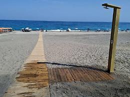 Spiaggia libera di San Marco, installati tutti i nuovi servizi