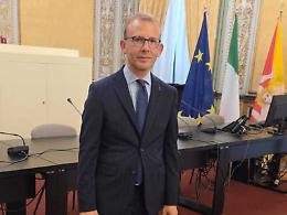 Il neo deputato Luigi Salvaggio: &laquo;Troppo caos, fuori da Forza Italia&raquo;