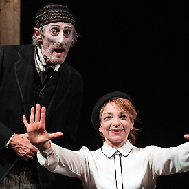 Teatro Verga: "La lezione di Ionesco": l'assurdo in cattedra