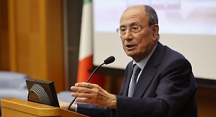 Porti: &laquo;Annalisa, siamo al tuo fianco&raquo;. Schifani loda Tardino, ma c'&egrave; ancora il ricorso al Tar. Sul Ponte: &laquo;Messi 1,3 miliardi con convinzione&raquo;