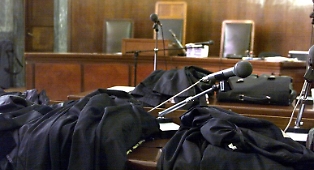 La metafora della Ferrari e della velocit&agrave; applicata alla separazione delle carriere