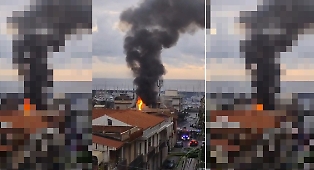 Incendio devasta tetto a Riposto: fiamme dal casotto antenna telefonica